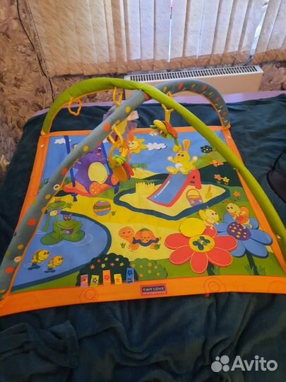 Развивающий коврик tiny love
