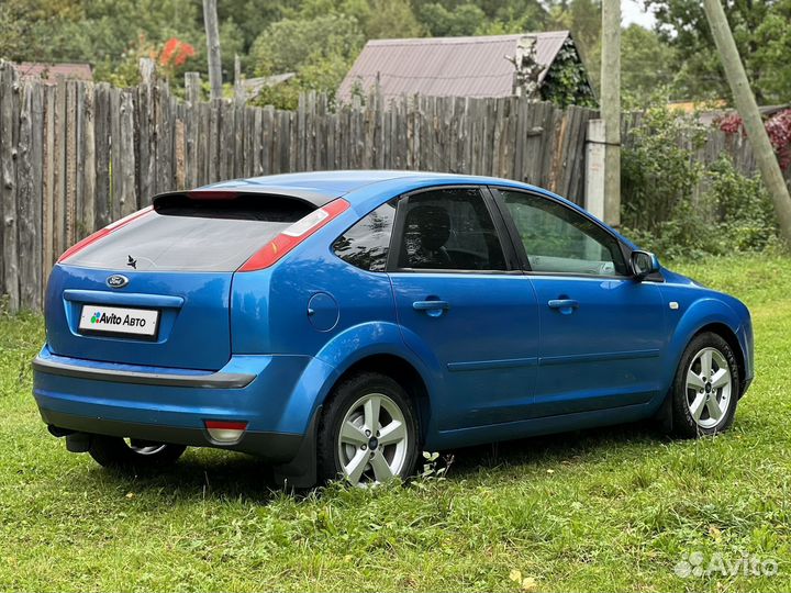 Ford Focus 1.6 МТ, 2005, 215 000 км