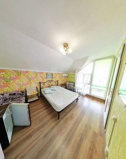 Гостиница, 300 м²