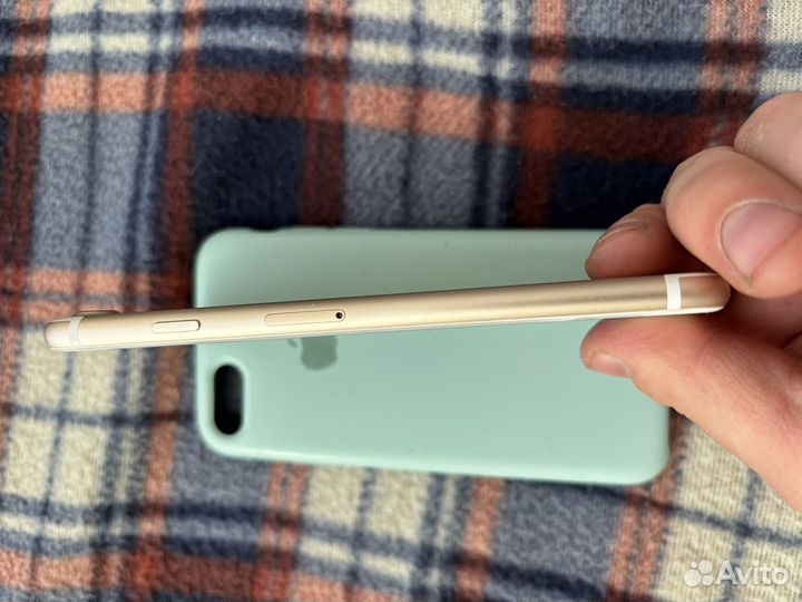 iPhone 7, 32 ГБ