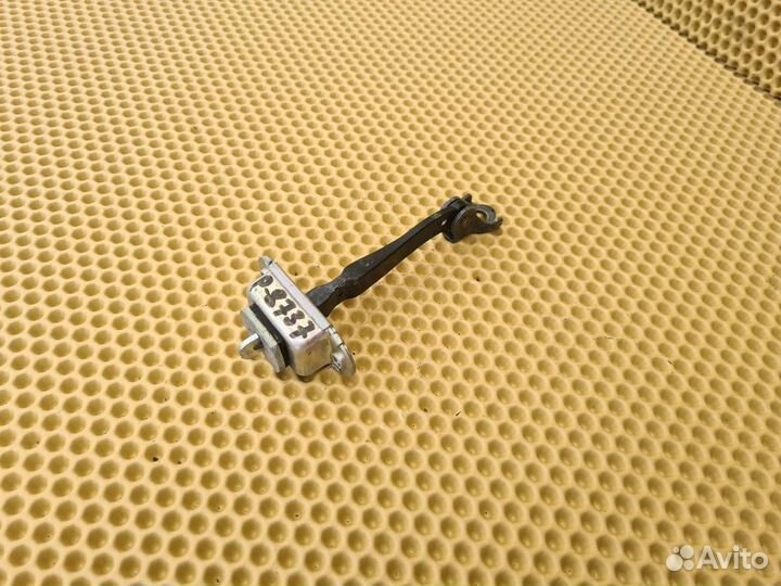 Ограничитель двери передний Infiniti Ex35 Ex25