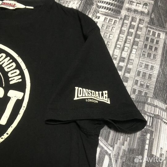 Футболка Lonsdale