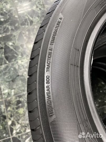 Yokohama BluEarth-ES ES32 195/60 R15 88H