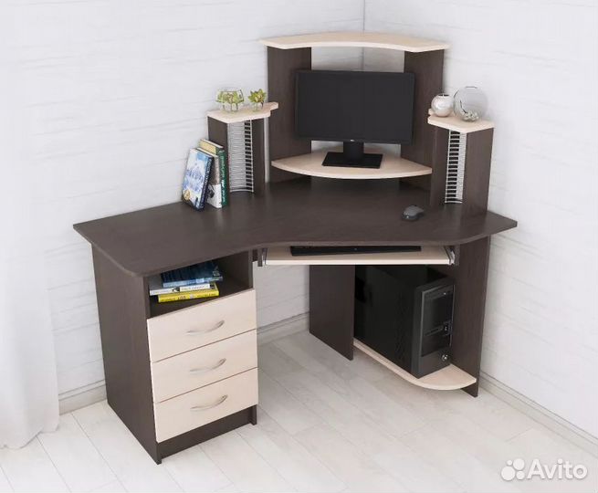 Стол письменный новый