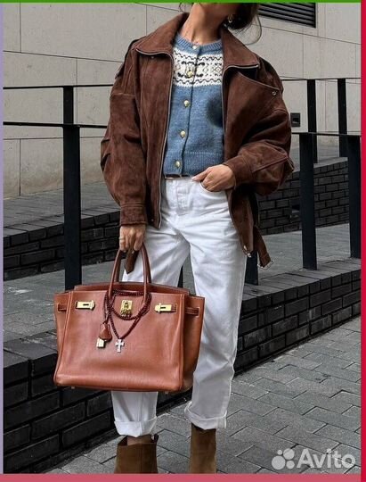 Женская бомбер-косуха кожаная