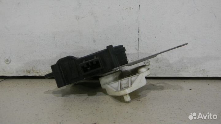 Моторчик заслонки печки