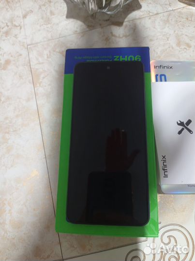 Infinix Smart 8, 4/128 ГБ