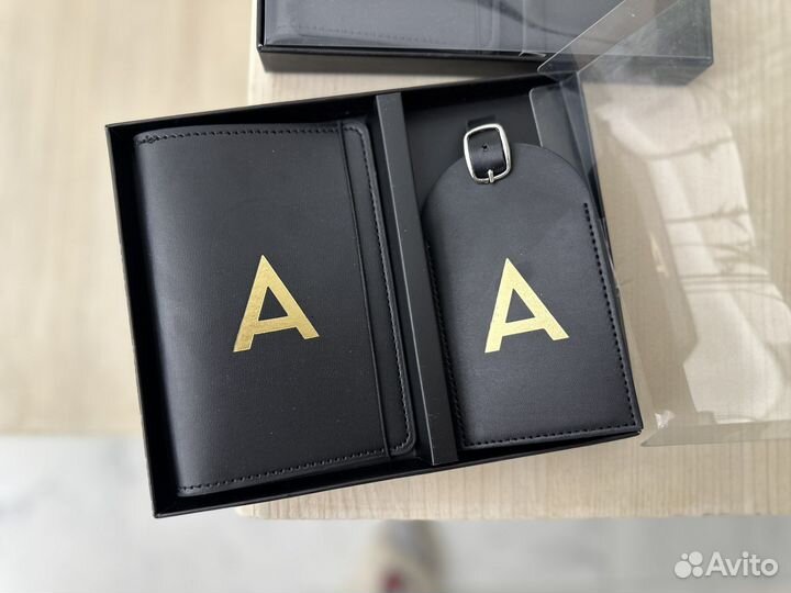 Обложка на паспорт, бирка для багажа кожа