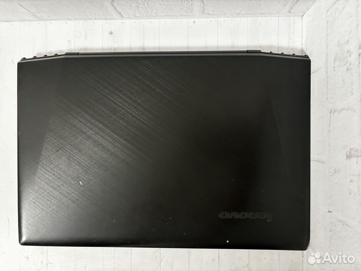 Игровой ноутбук Lenovo Y50-70