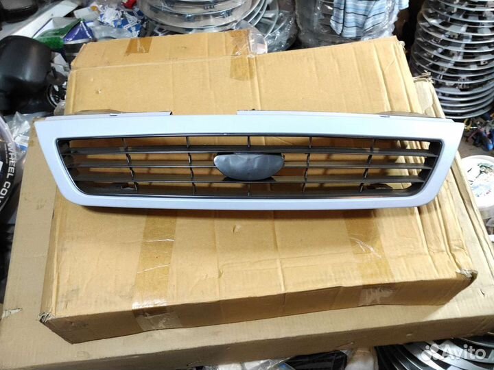 Решетка радиатора Дэу Нексия