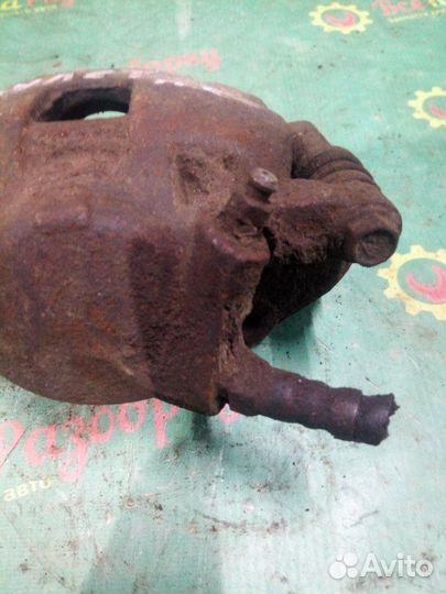 Суппорт передний правый Chery Amulet