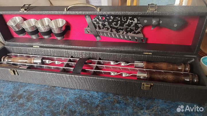 Шашлычный набор на 4 шампура