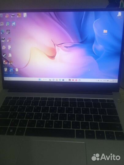 Продам нетбук