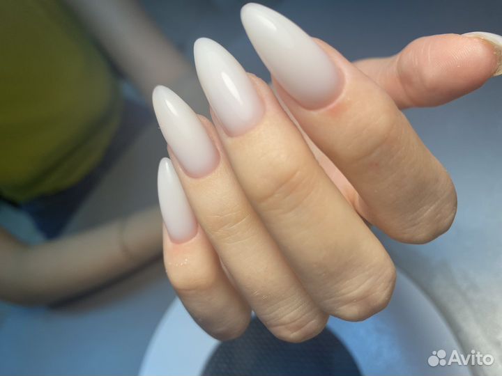 Маникюр и педикюр