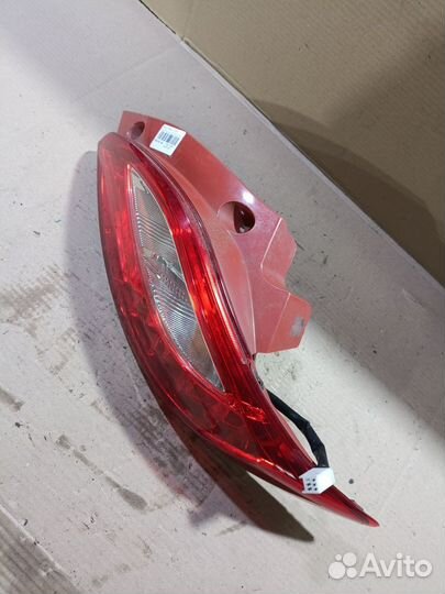 Стоп mazda 2 2013 год