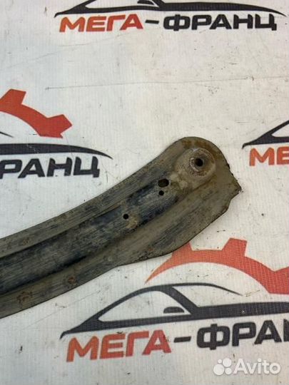 Крепление глушителя Mazda Mazda3 седан LF17 2005