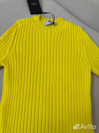 Футболка fendi