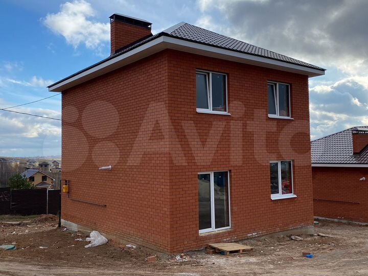 Коттедж 105 м² на участке 4 сот.