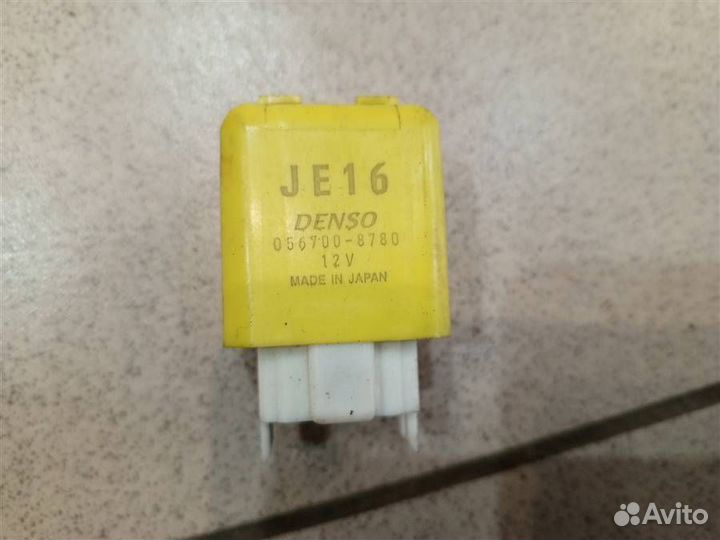 Реле Mazda Demio DW 1996-2002