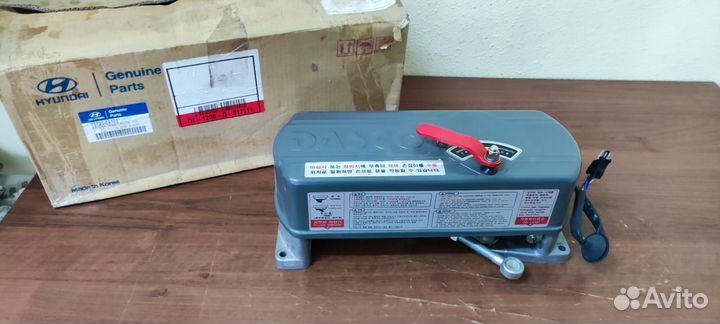 Механизм открывания двери Hyundai County 757205A10