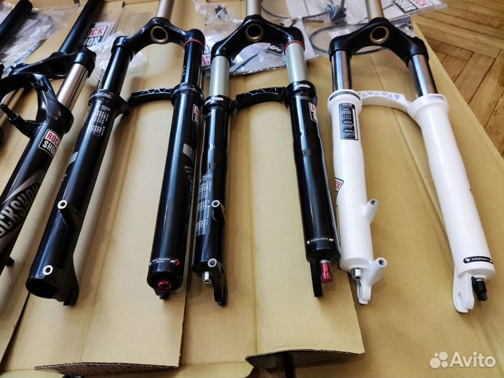 Вилки RockShox 26