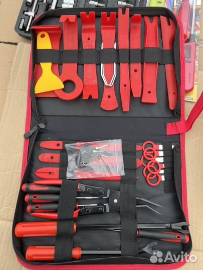 Съемники обшивки салона