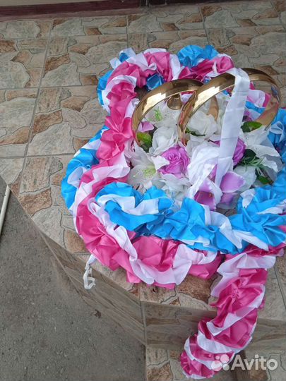 Свадебные украшения на машину