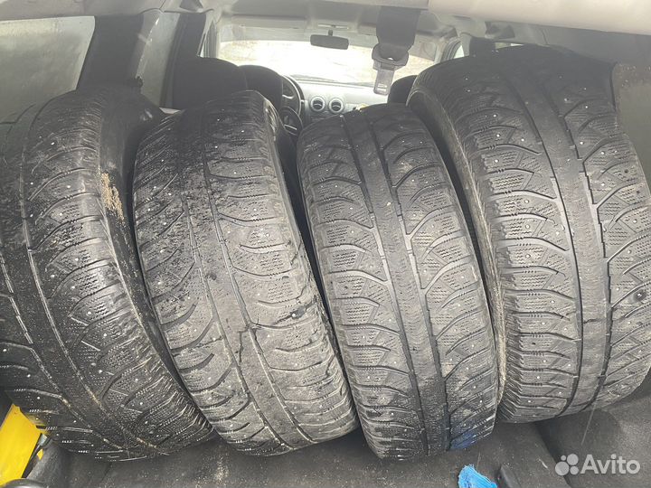 Bridgestone Ice Cruiser 7000 265/65 R17 116T