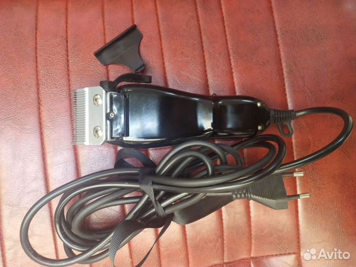 Машинка для стрижки волос