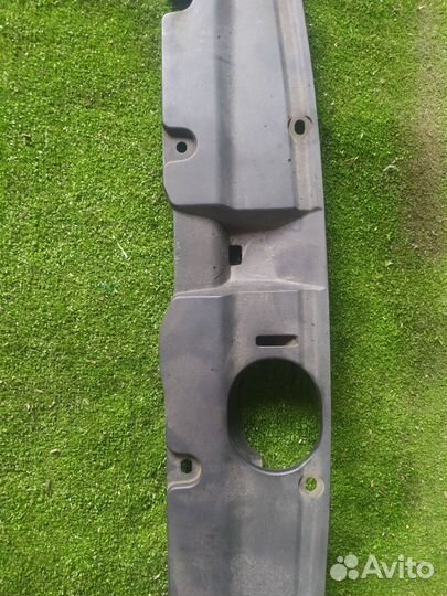 Накладка замка капота Honda Cr-V RD7 K24A 2006