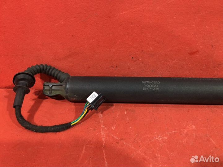 Амортизатор багажника Kia Sorento 3 (Um) Prime SUV