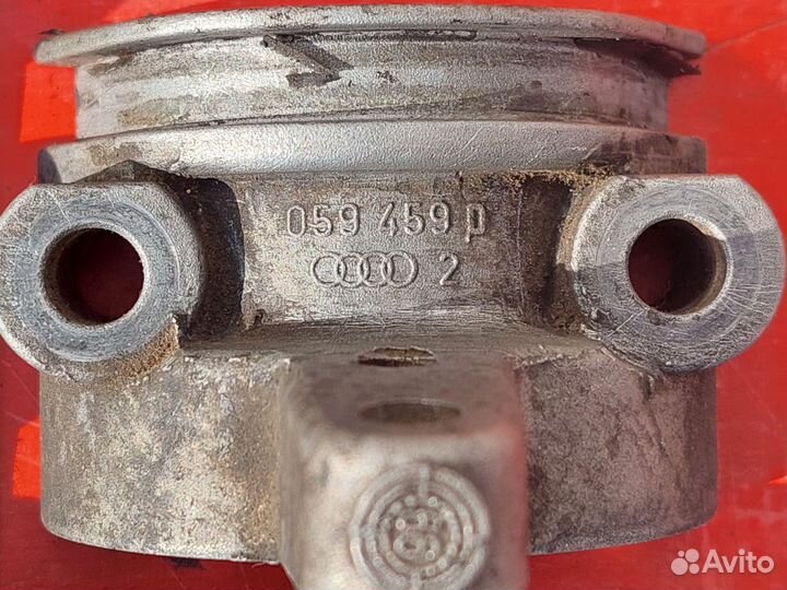 Постель распредвала, бугель Audi A6 C5 2.5 TDI AKN