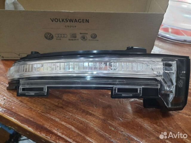 Повторитель поворота туарег 2020г