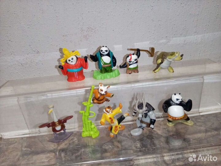 Серии Киндер сюрпризы