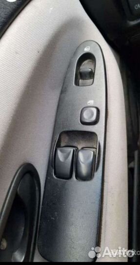 Блок управления стеклоподъемник Mitsubishi carismа