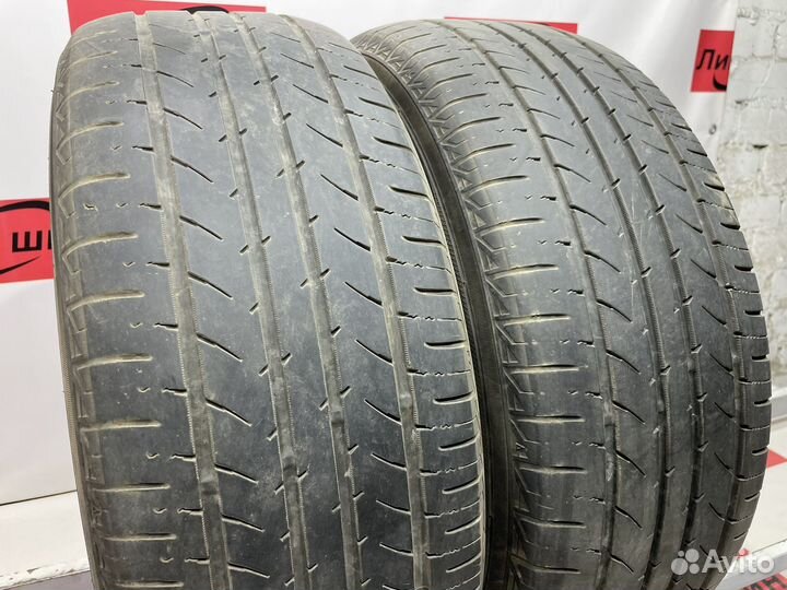 Toyo NanoEnergy 3 215/60 R16