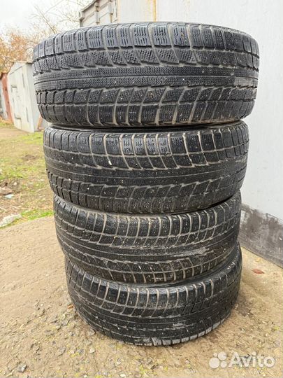 Triangle Snow-LL01 225/60 R17