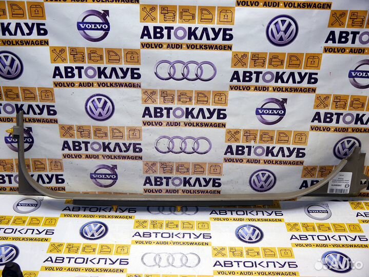 Накладка проёма двери передней левой Вольво XC90