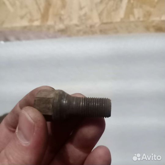Болты колесные ваз