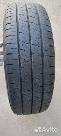 Kumho PorTran KC53 215/70 R15 109T