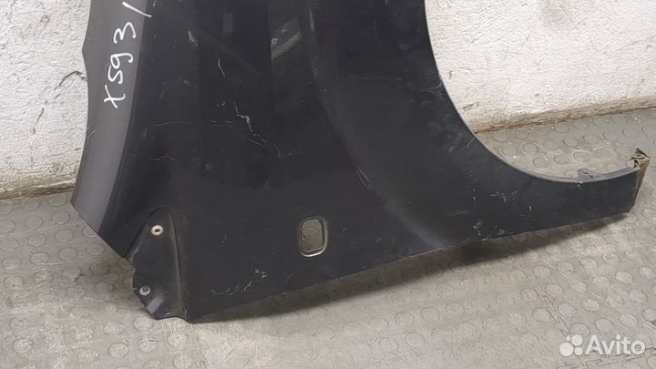 Крыло правое переднее Toyota Corolla Verso