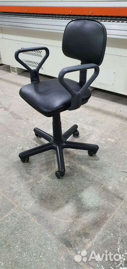 Компьютерное кресло