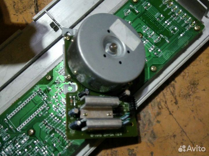 Шаговые двигатели