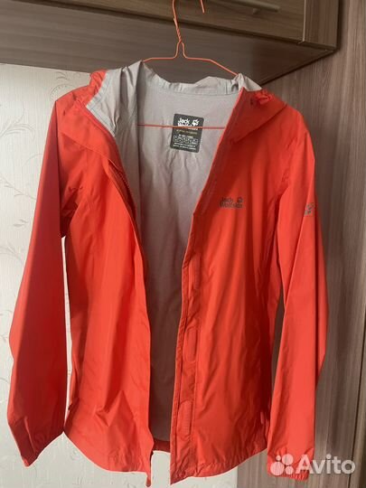 Ветровка jack wolfskin xs