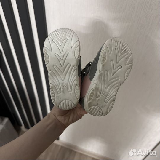 Ботинки на девочку