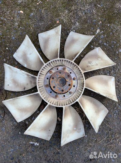 Двигатель WD615/371 л.с в разборе