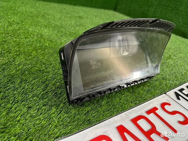 Информационный дисплей Bmw 7 E66 N62B48 2005