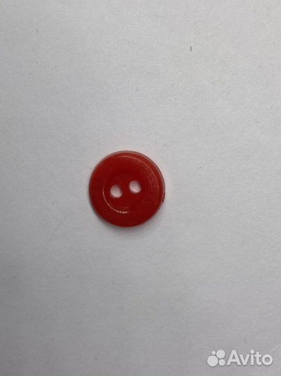 Пуговицы красные советские пластмассовые 11 мм