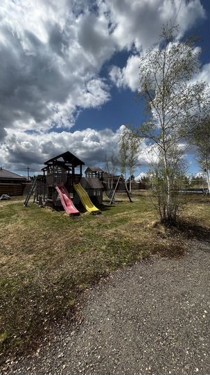 Дом 140 м² на участке 9 сот.