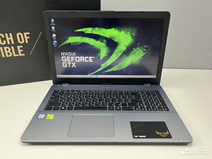Топ Asus 8ядер Core i7-8550 12Gb DDR4 GF 150MX SSD